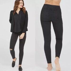 EUC - Spanx Vintage Distressed Ankle Skinny Jeans - Medium